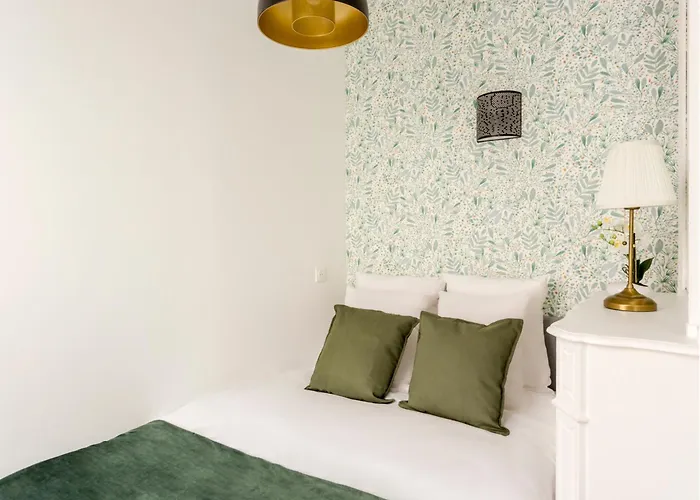 Merveil - Family - Champs Elysees - Wagram Apartment